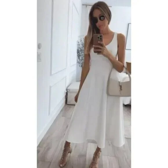 REFORMATION Mikol Pleated Midi Dress in White Size Medium - Picture 4 of 12